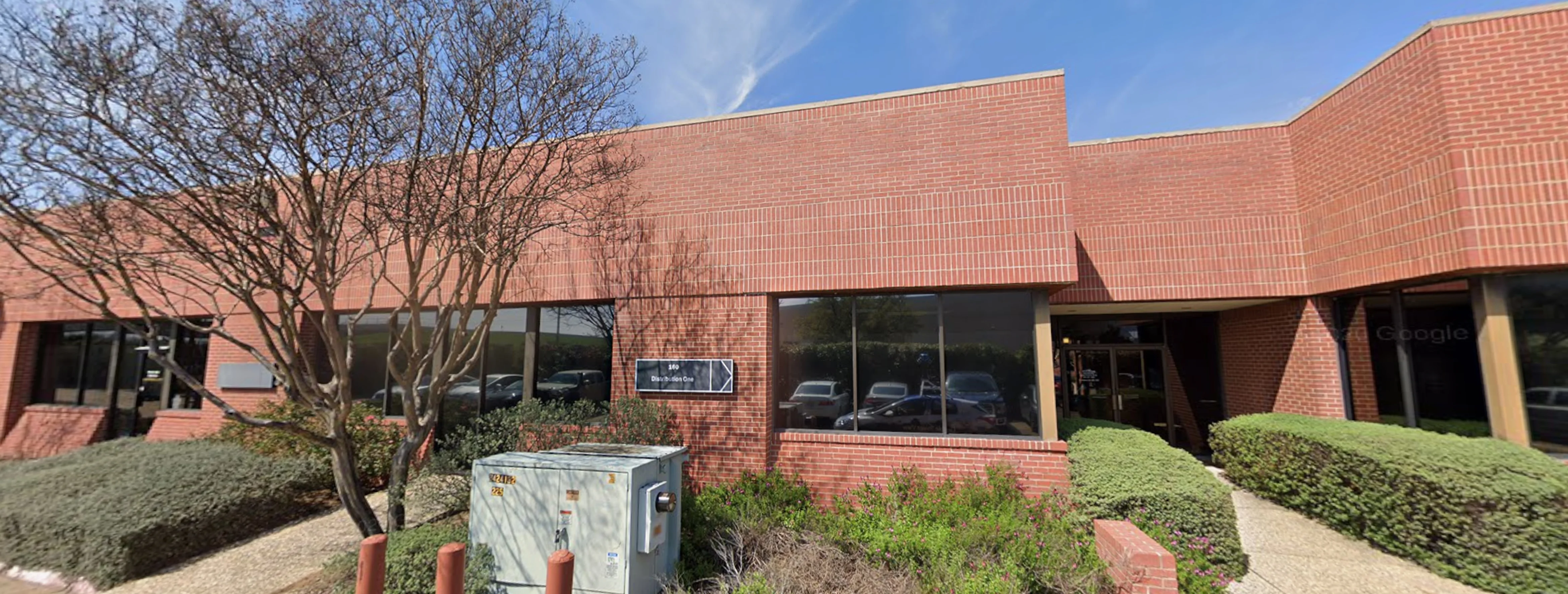 Exterior view of Las Colinas Islamic Center Irving building